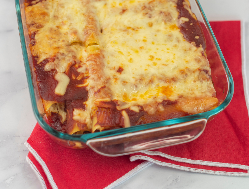 Canelones rellenos de palmito y pollo