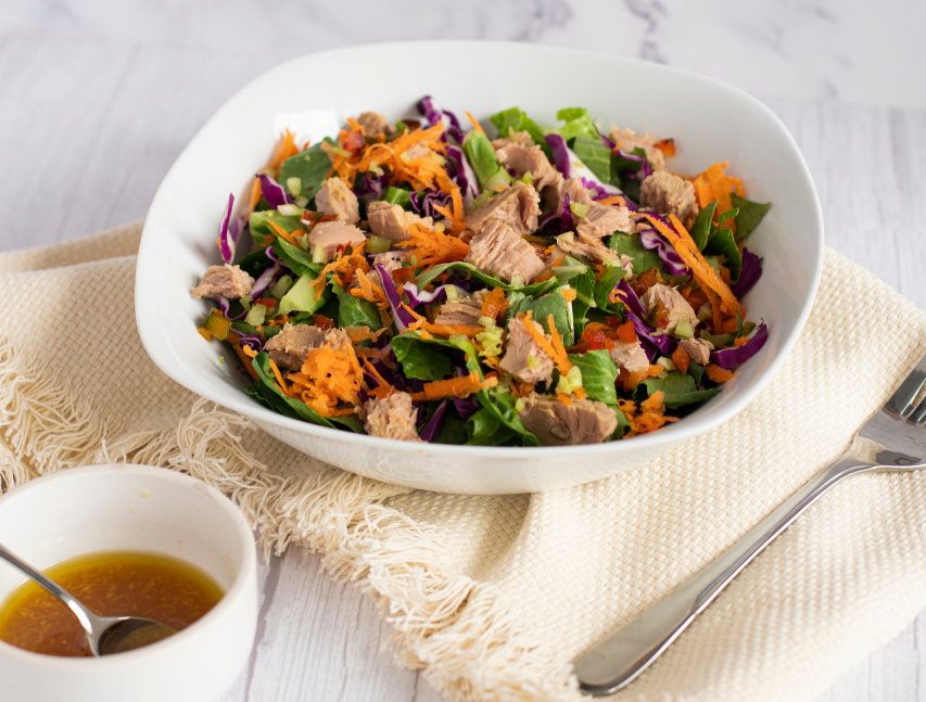Ensalada asiática con atún
